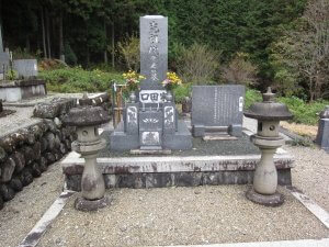 岐阜県中津川市　墓石リフォーム　口田様_施工前